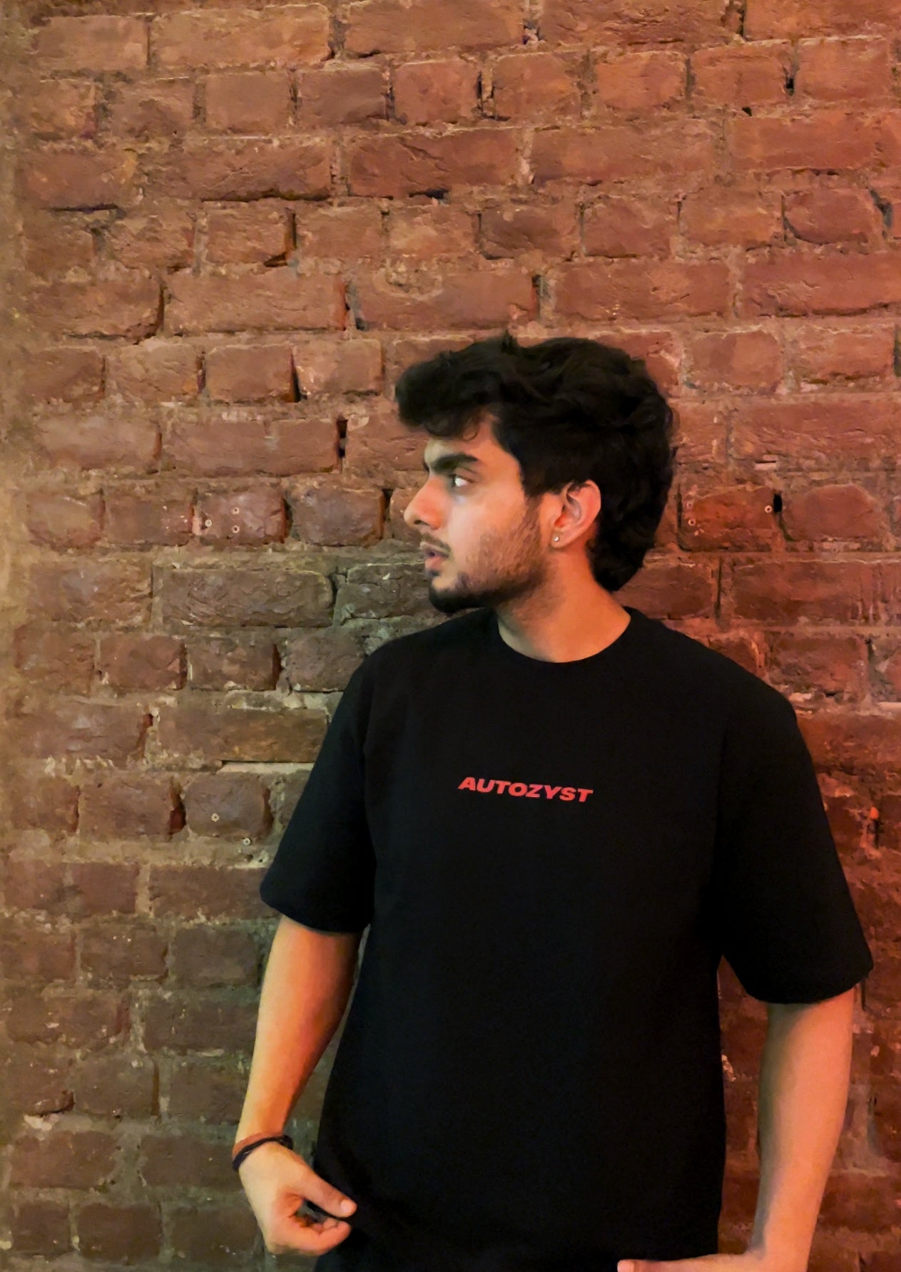 Almond Eyes Tee