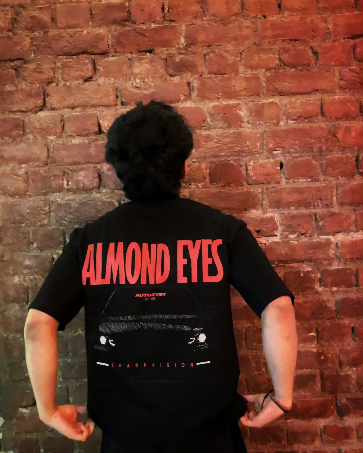 Almond Eyes Tee
