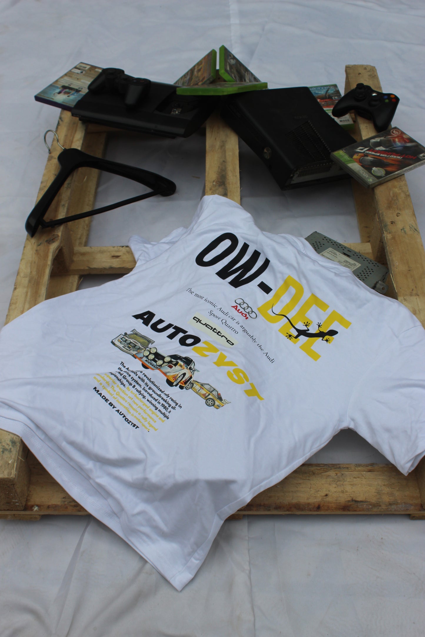 OW-DEE T-shirt